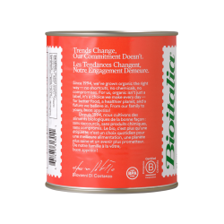 Chopped tomatoes with tomato juice and basil