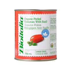 Tomates pelées avec basilic