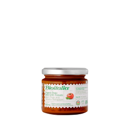 Pesto sauce with tomato