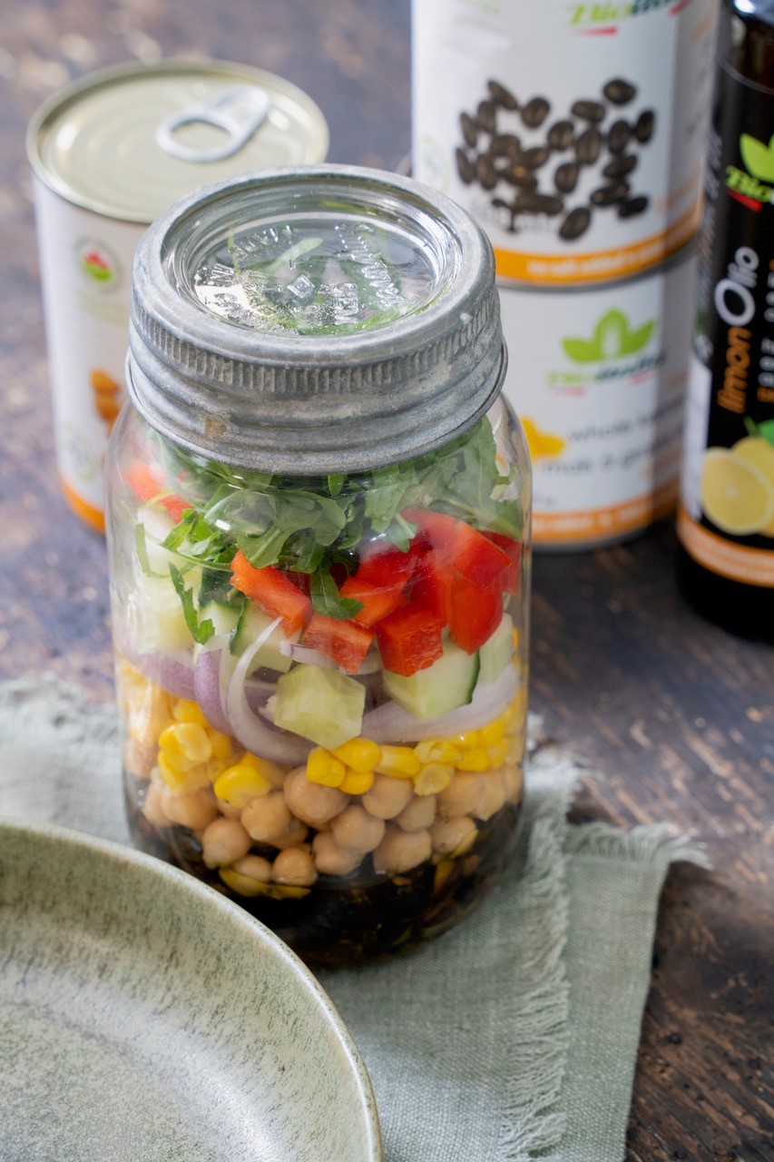 Salade de légumineuses à l’huile de citron en pot