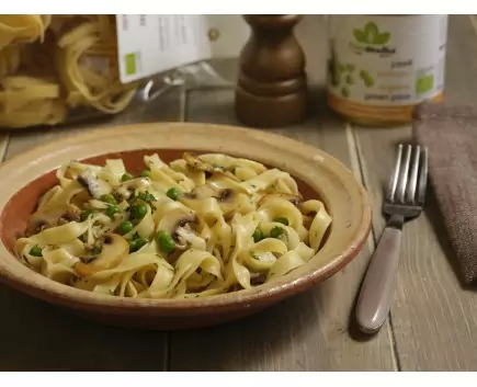 Fettuccine à la boscaiola sauce